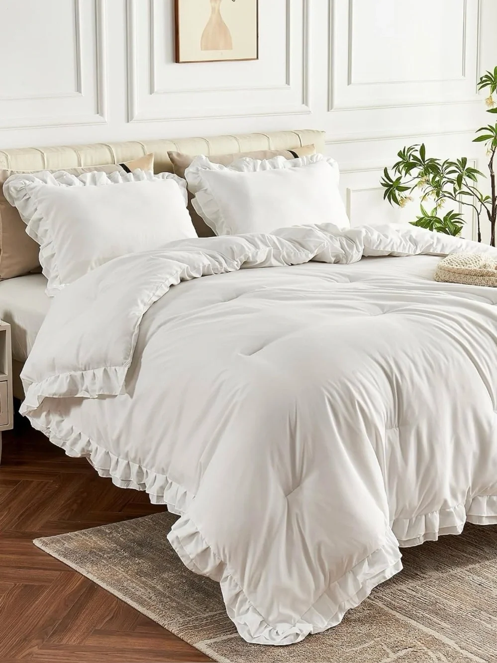 Twin size comforter and shams